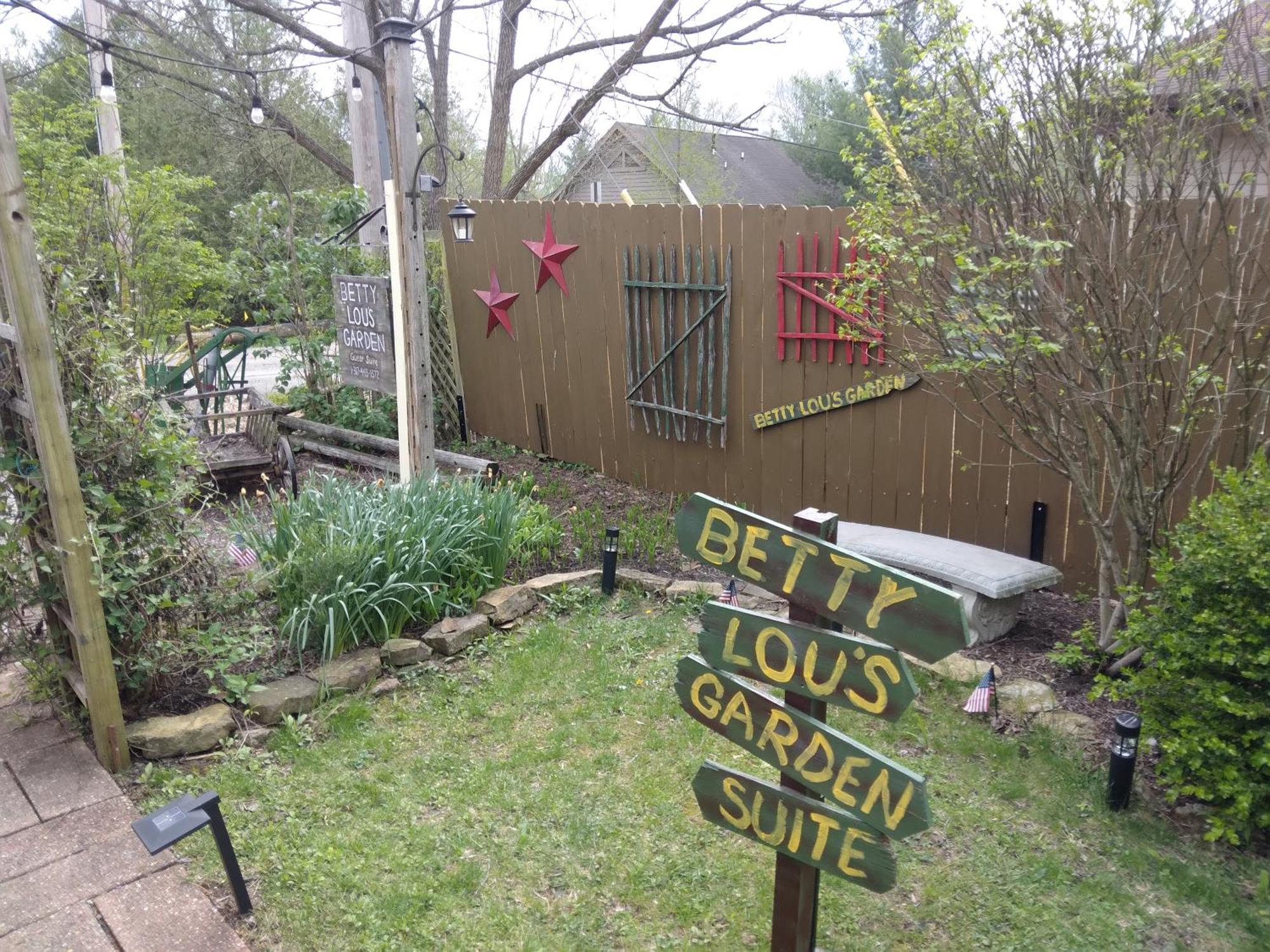 Bed and Breakfast Betty Lous Garden Нэшвилл Экстерьер фото
